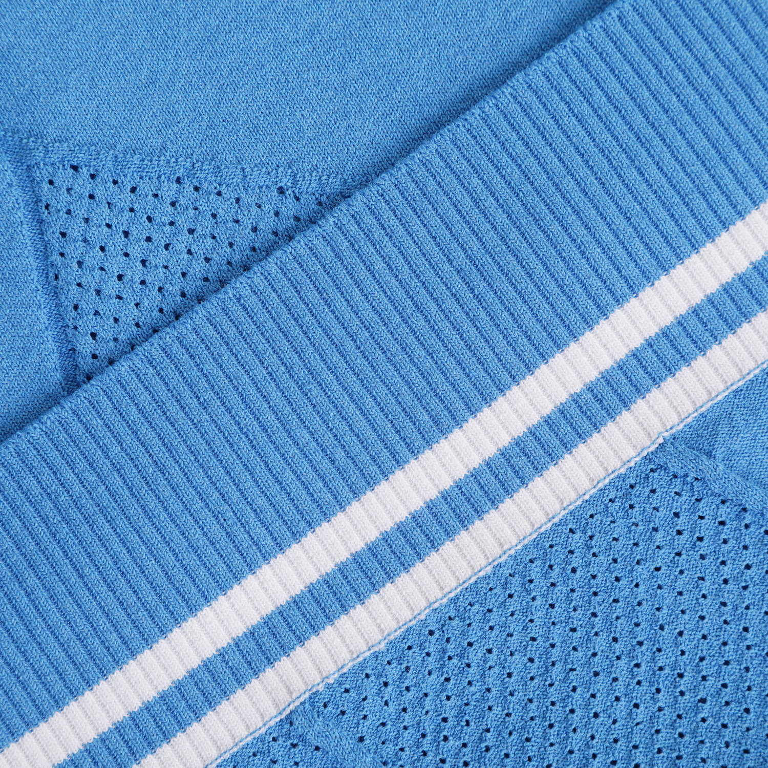 411C2SR103_BL_detail_06.jpg