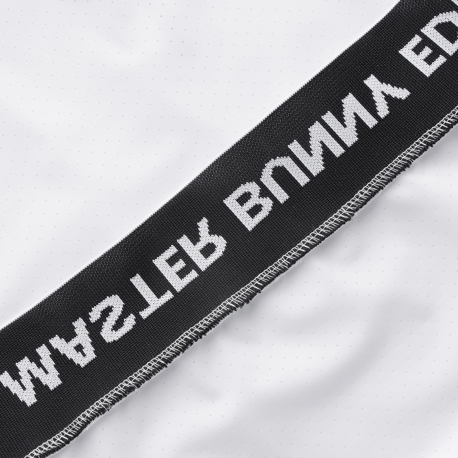 411D2TO516_WH_detail_06.jpg