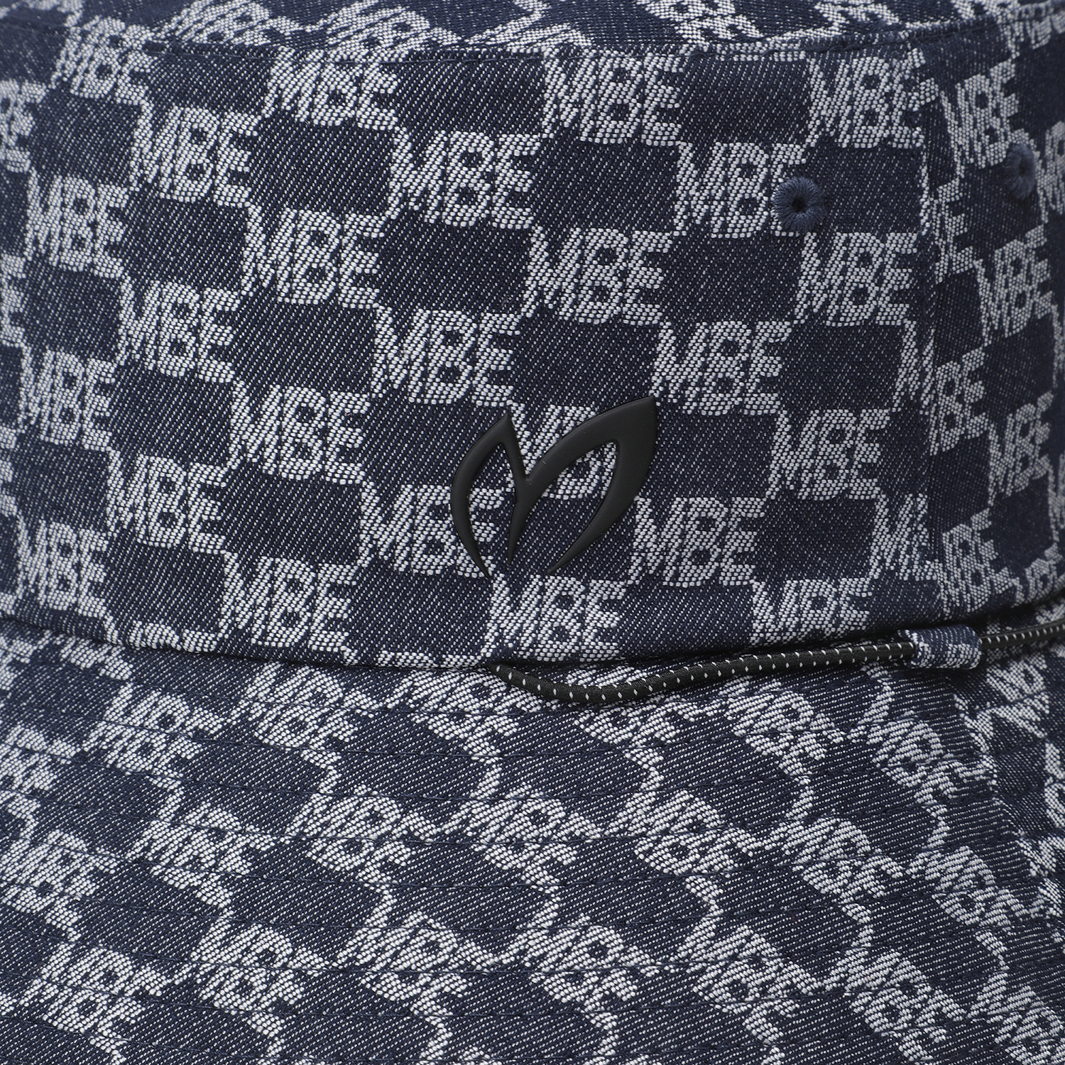 411E1CP204_NA_detail_05.jpg
