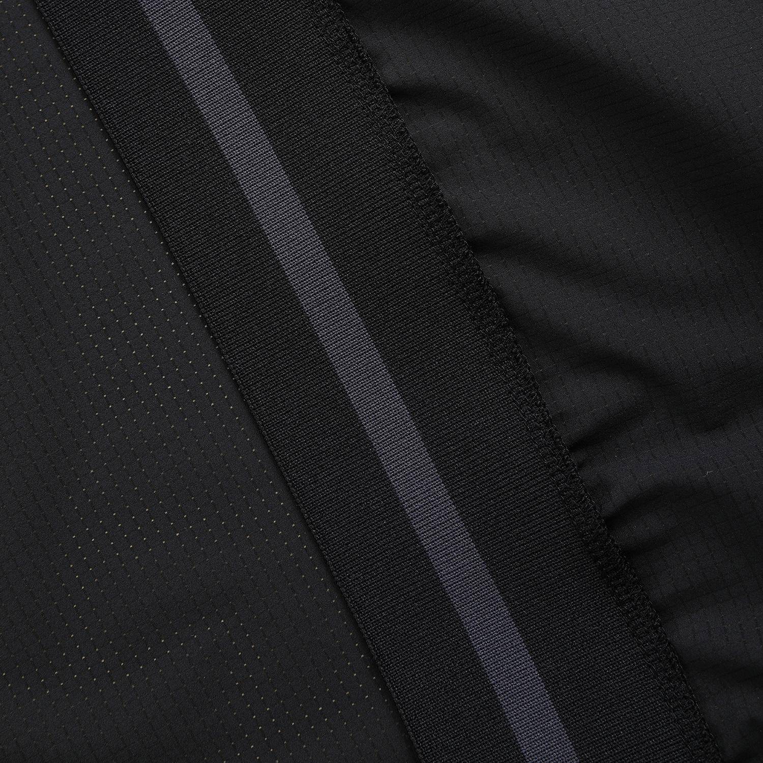 411E2TF526_BK_detail_07.jpg