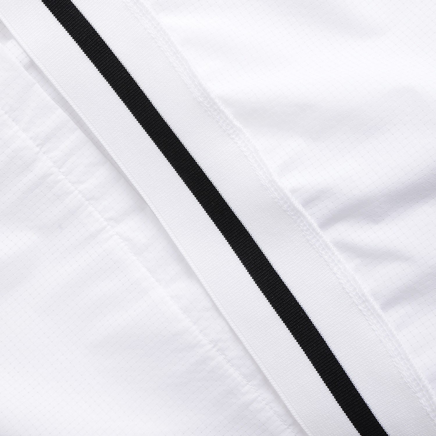 411E2TF526_WH_detail_07.jpg
