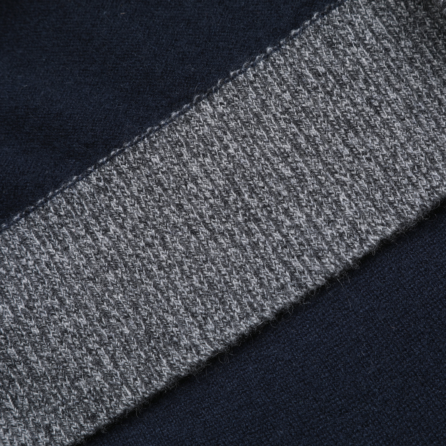 421C4SV171_NA_detail_05.jpg