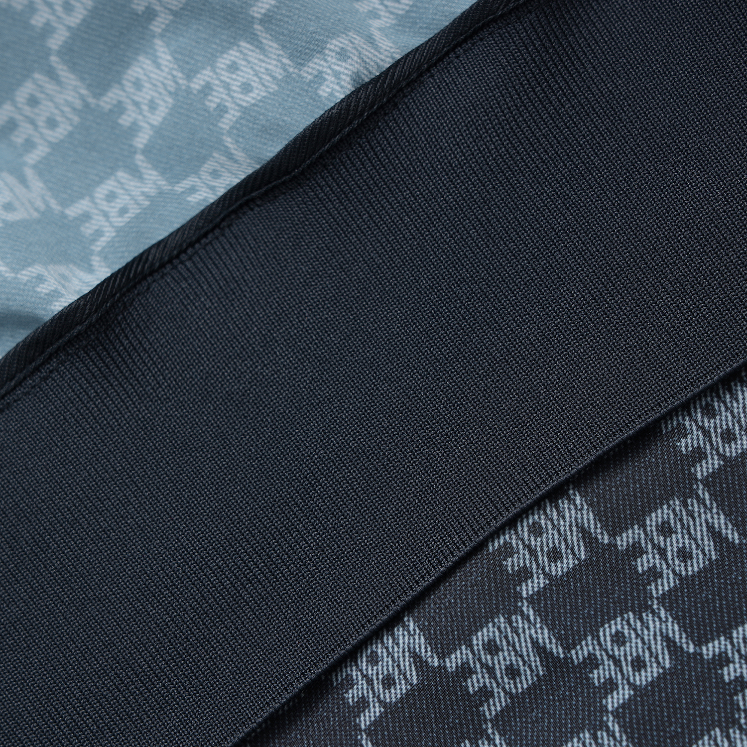 421E1JP303_NA_detail_07.jpg