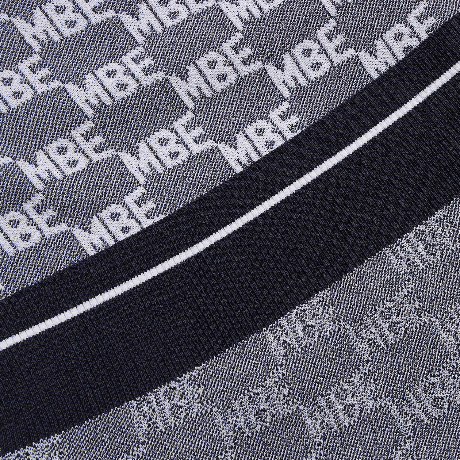 421E1SV302_BL_detail_06.jpg