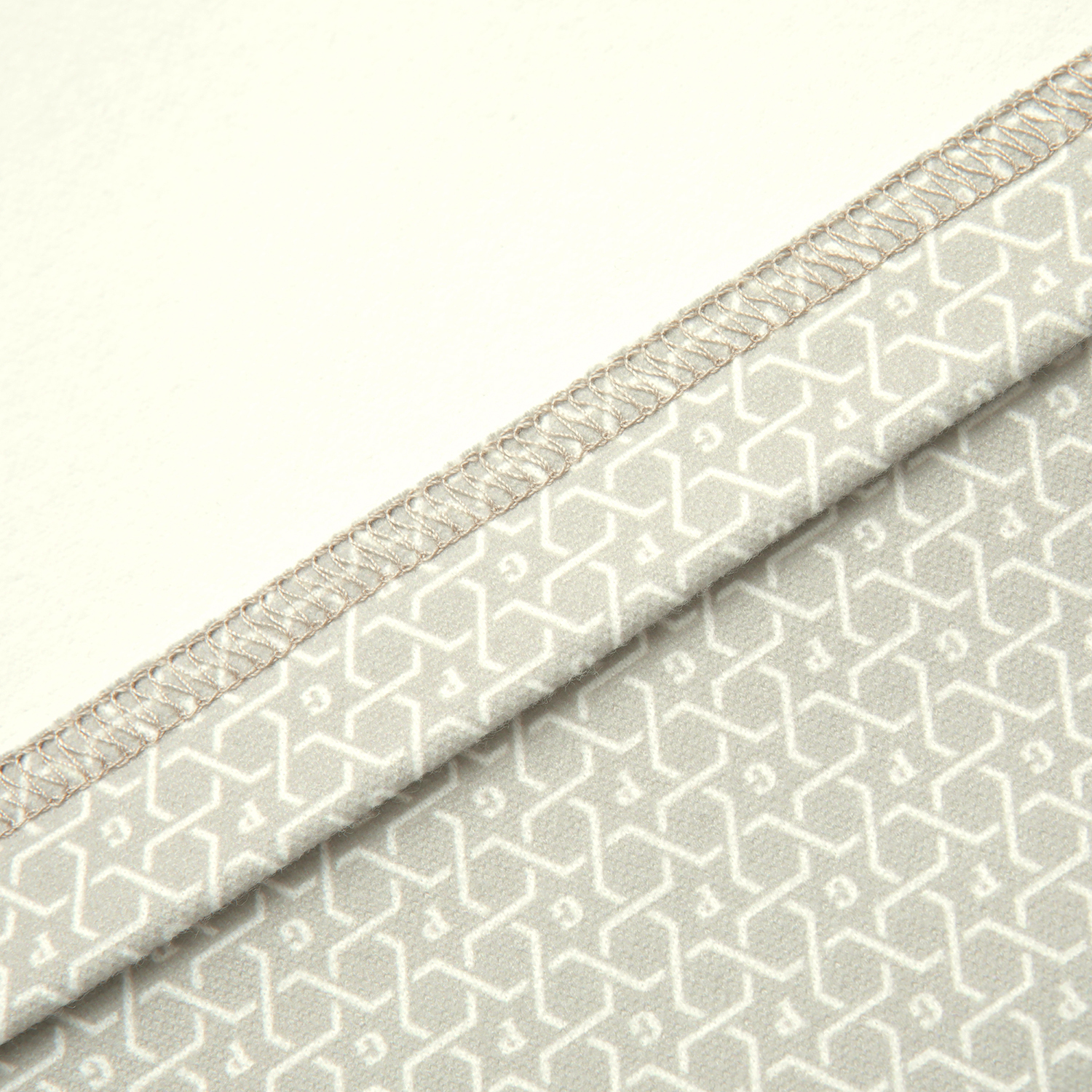 511C4TO001_BG_detail_07.jpg