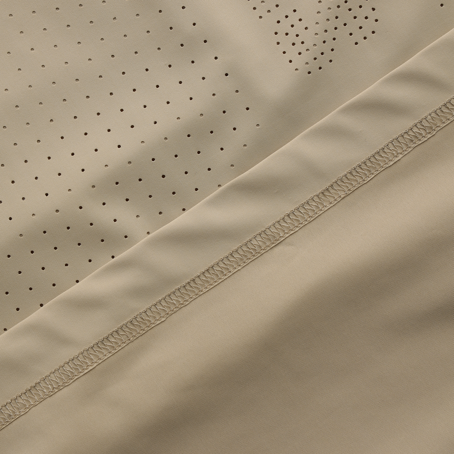 511D2TO602_BG_detail_06.jpg