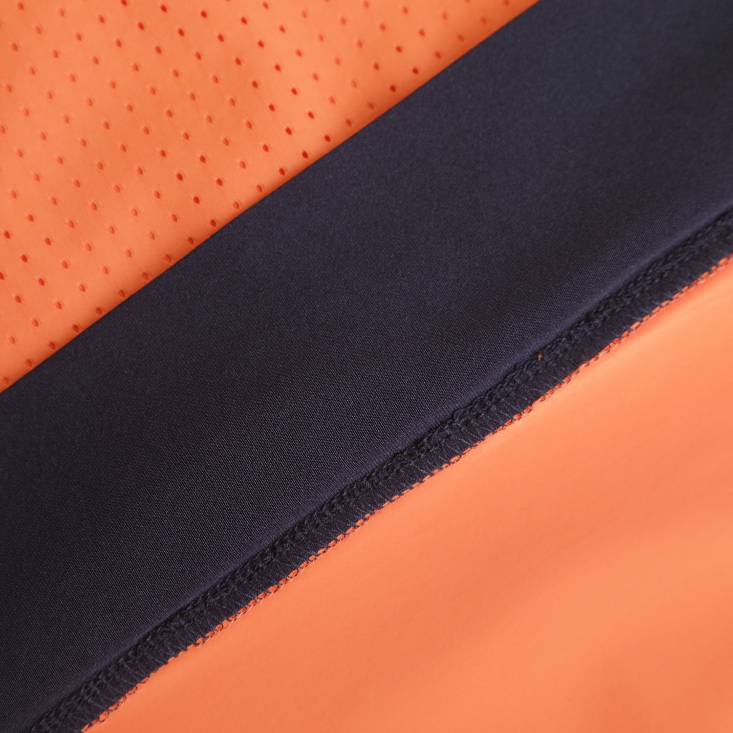 521C2TR071_OR_detail_05.jpg