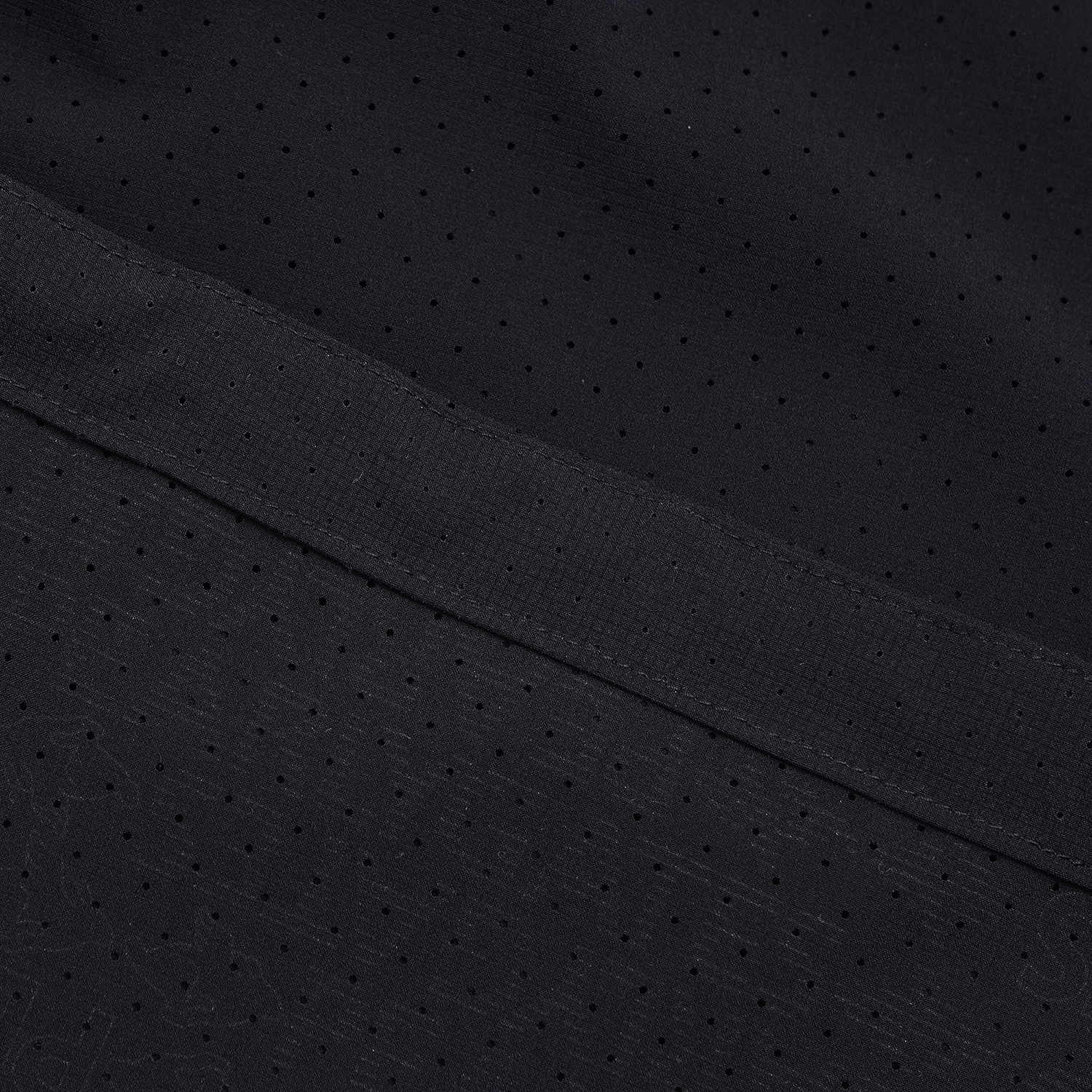 521E2TR412_BK_detail_08.jpg