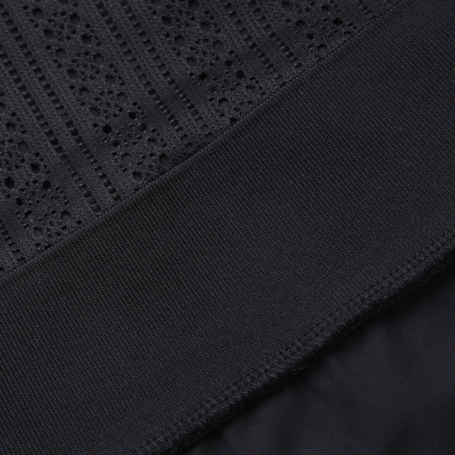 521E2TR506_BK_detail_06.jpg