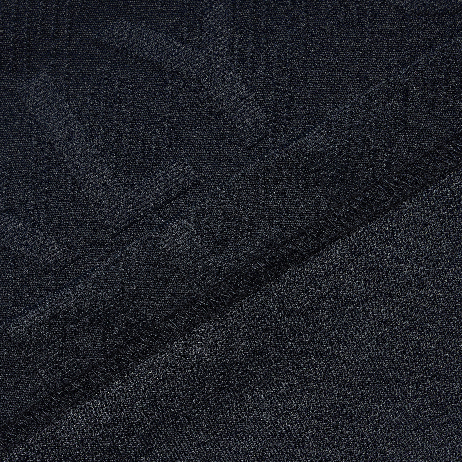 521E3TSA33_NA_detail_06.jpg