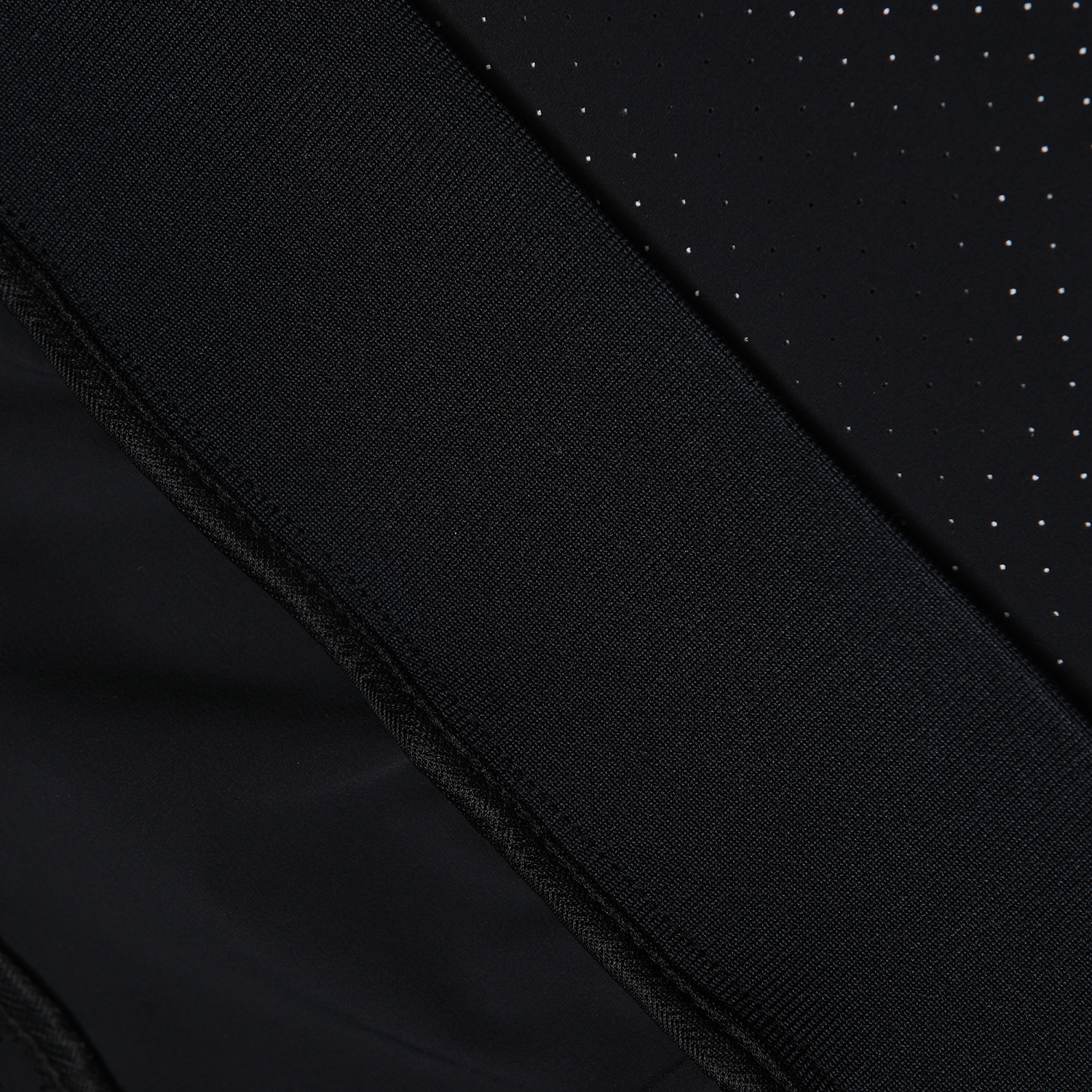 811B2JP232_BK_detail_06.jpg