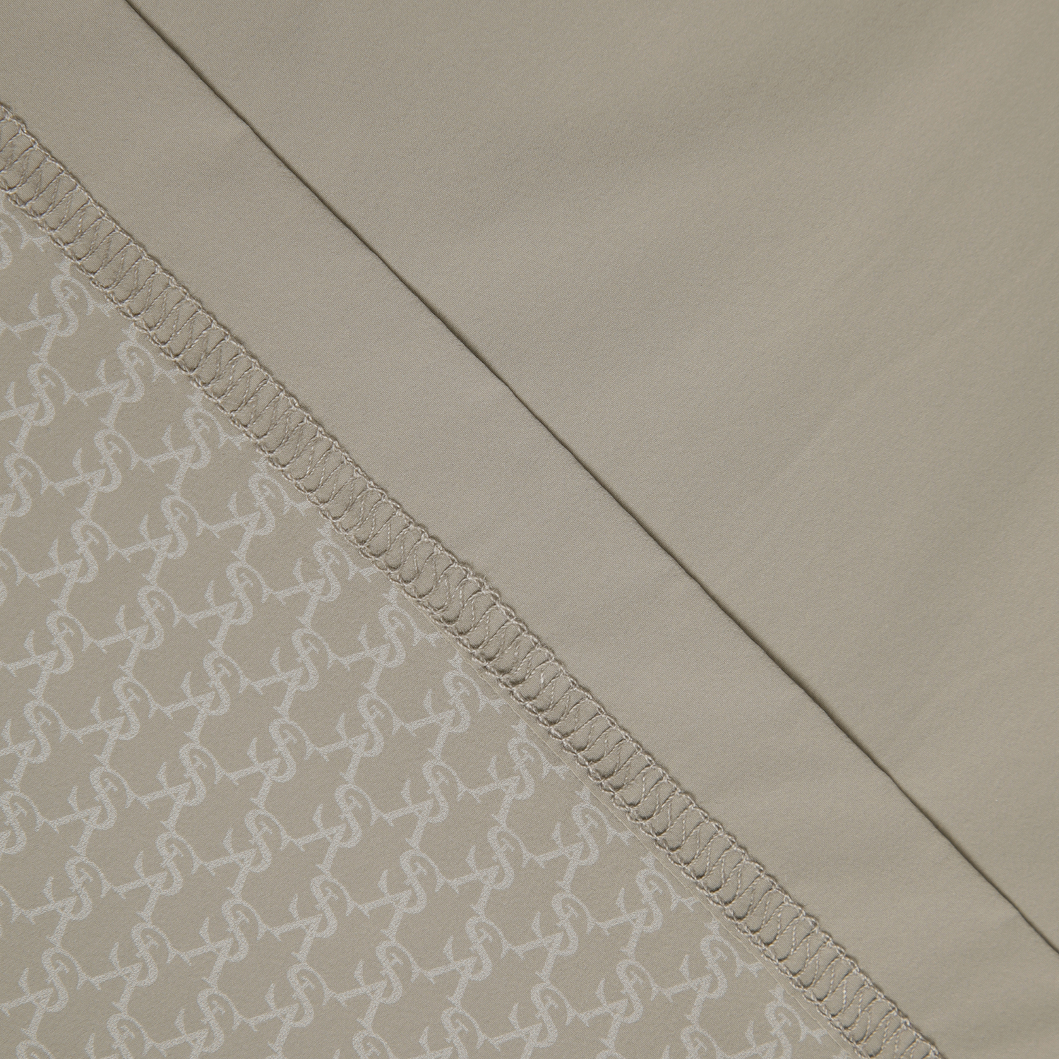 811B2TO021_BG_detail_07.jpg