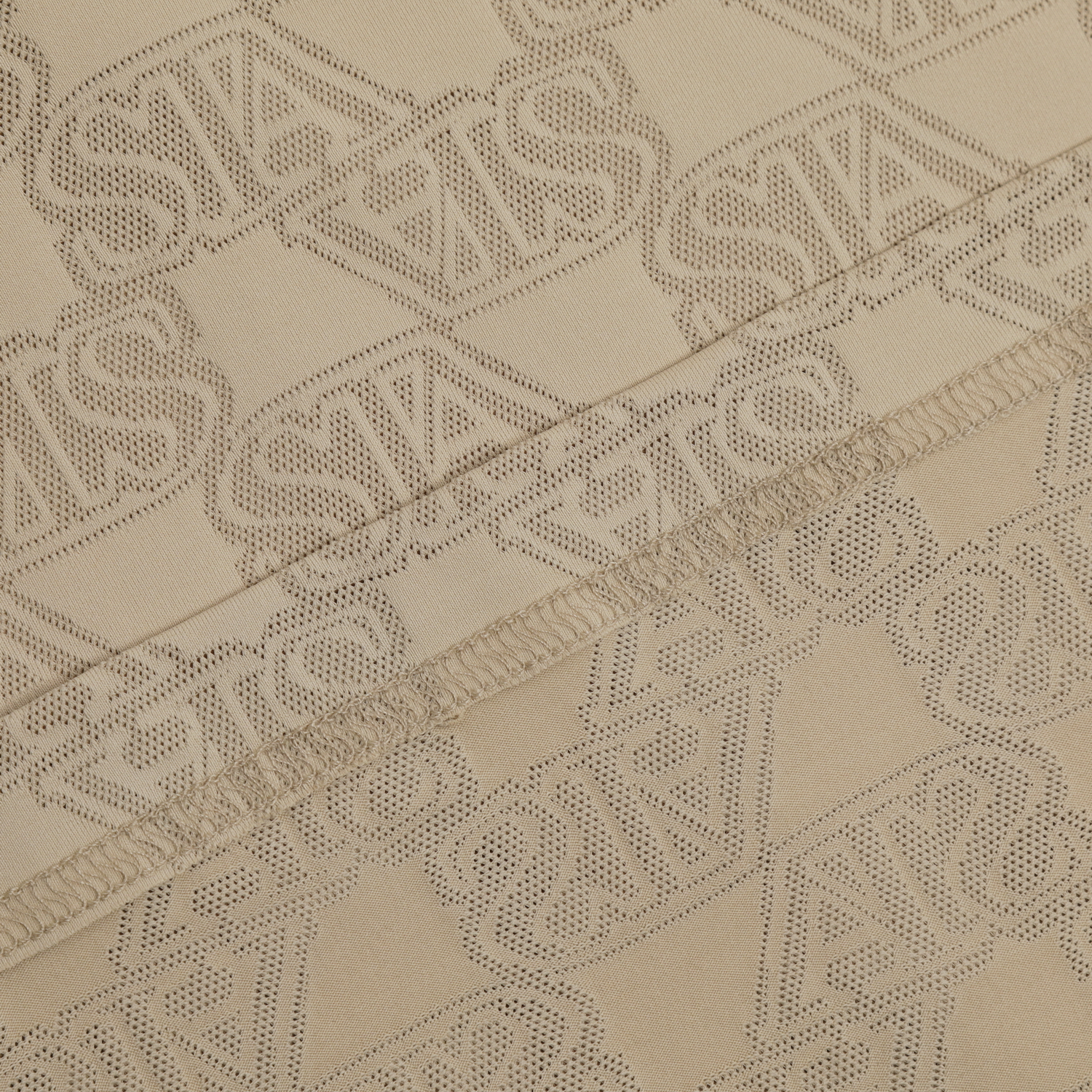 811C2TO030_BG_detail_07.jpg