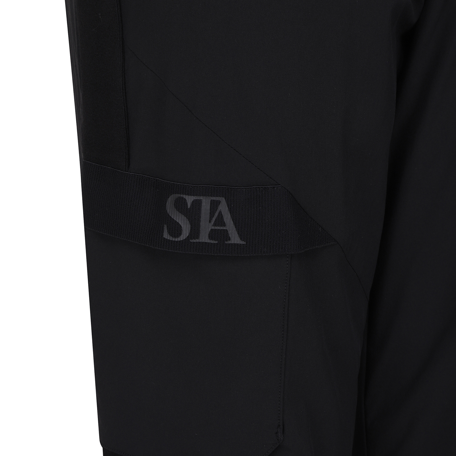 811C4PF334_BK_detail_04.jpg
