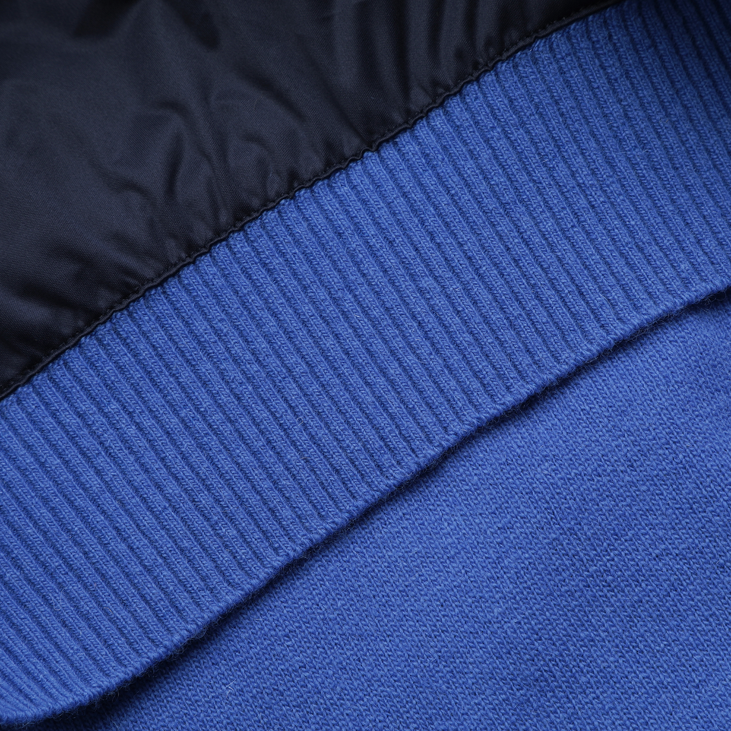 811C4SR125_BL_detail_05.jpg