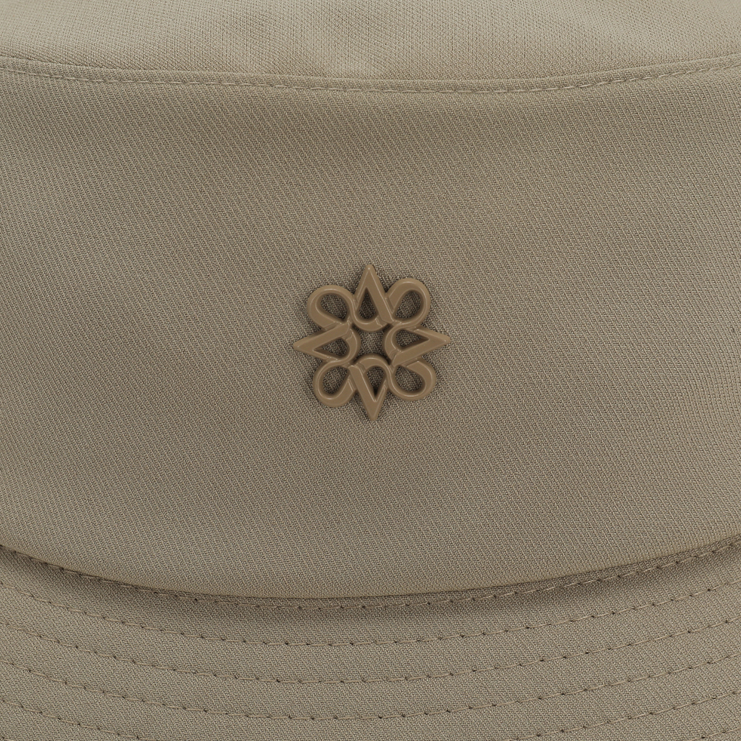 811E1CP008_BG_detail_06.jpg