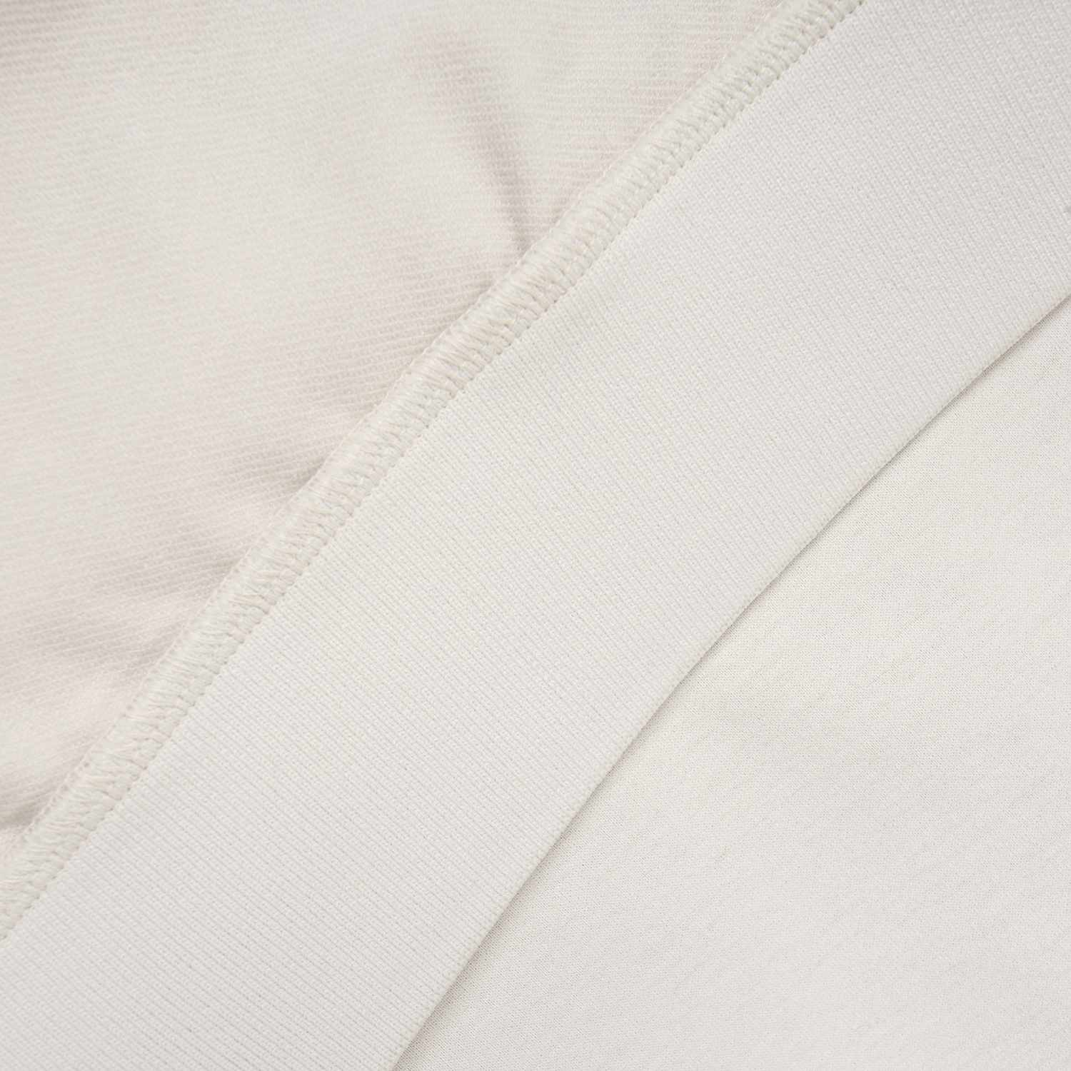811E1TR104_BG_detail_06.jpg