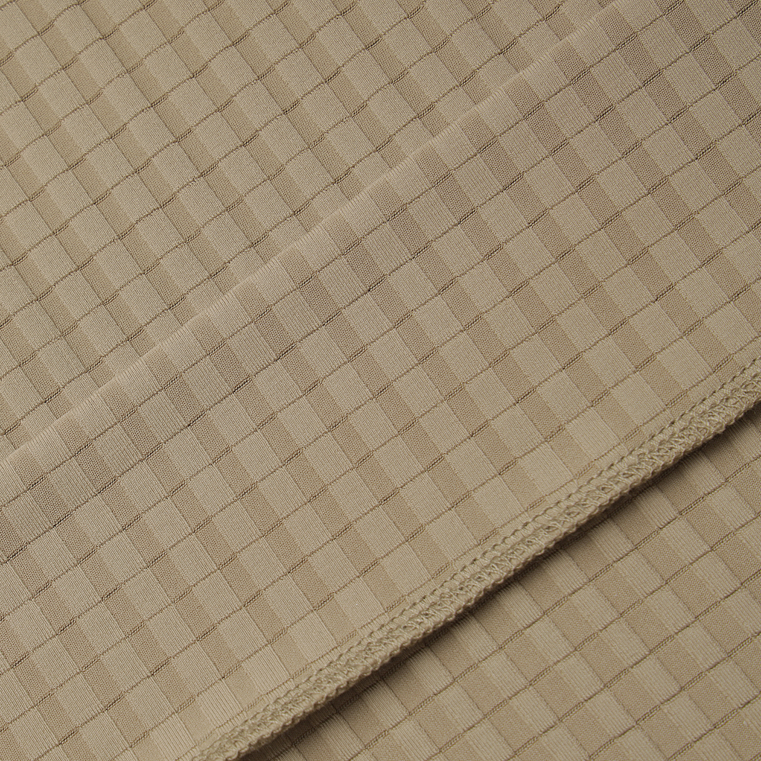 811E3TO101_BG_detail_06.jpg