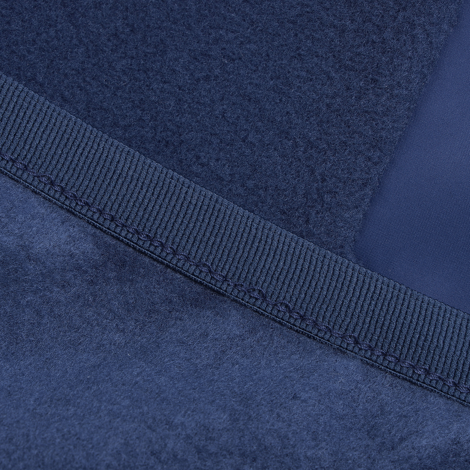811E4TR003_BL_detail_06.jpg