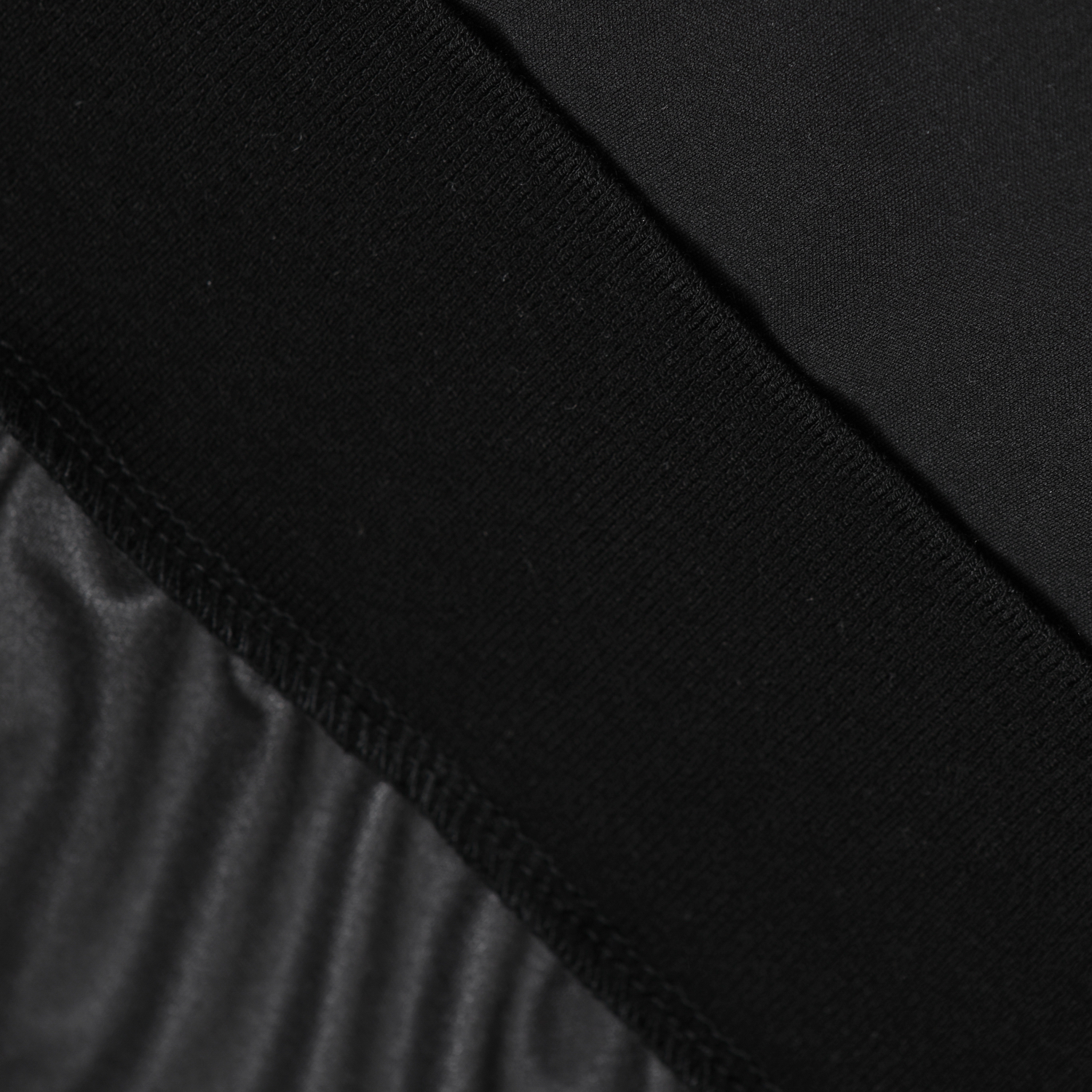 821B3TR062_BK_detail_07.jpg