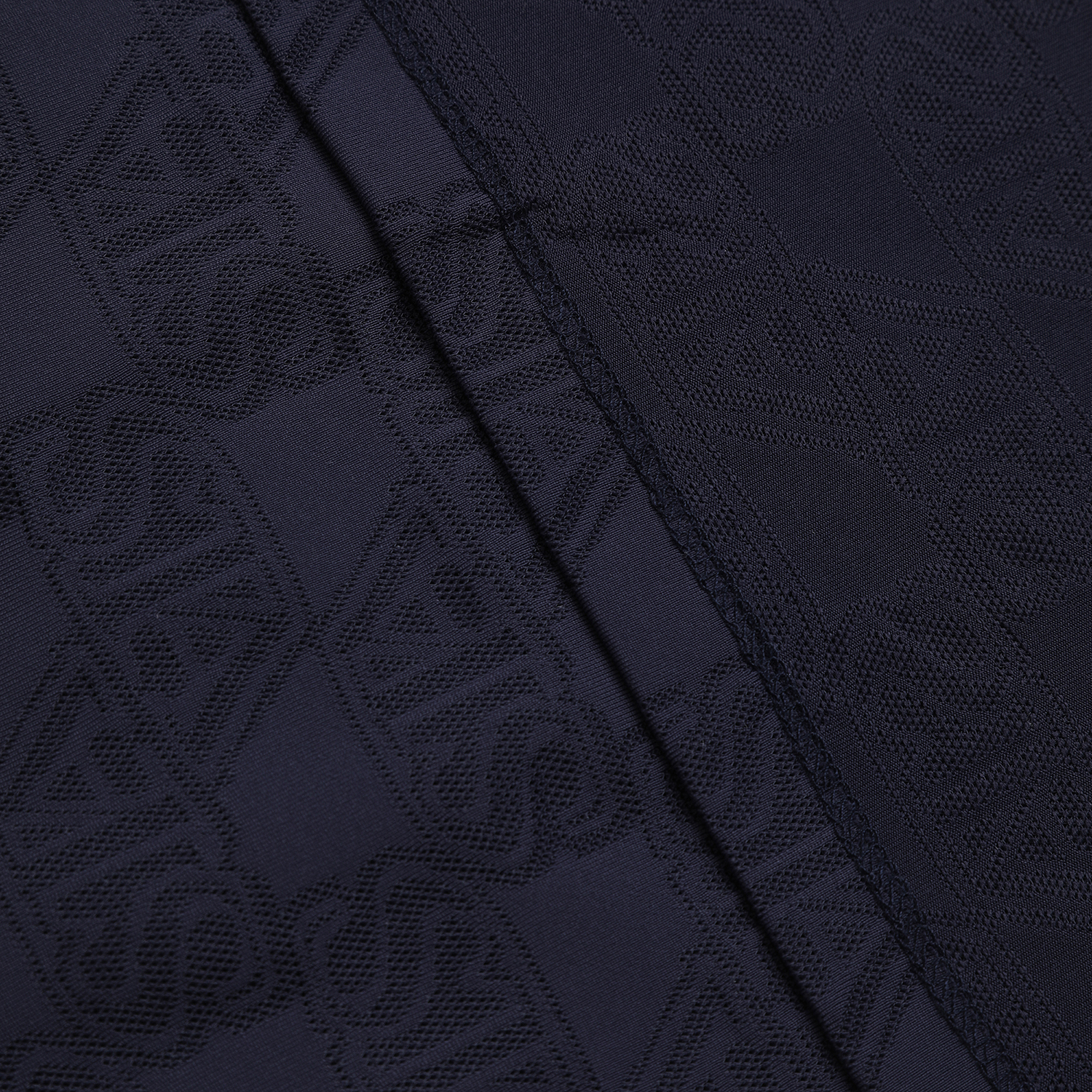 821C2TR086_NA_detail_05.jpg