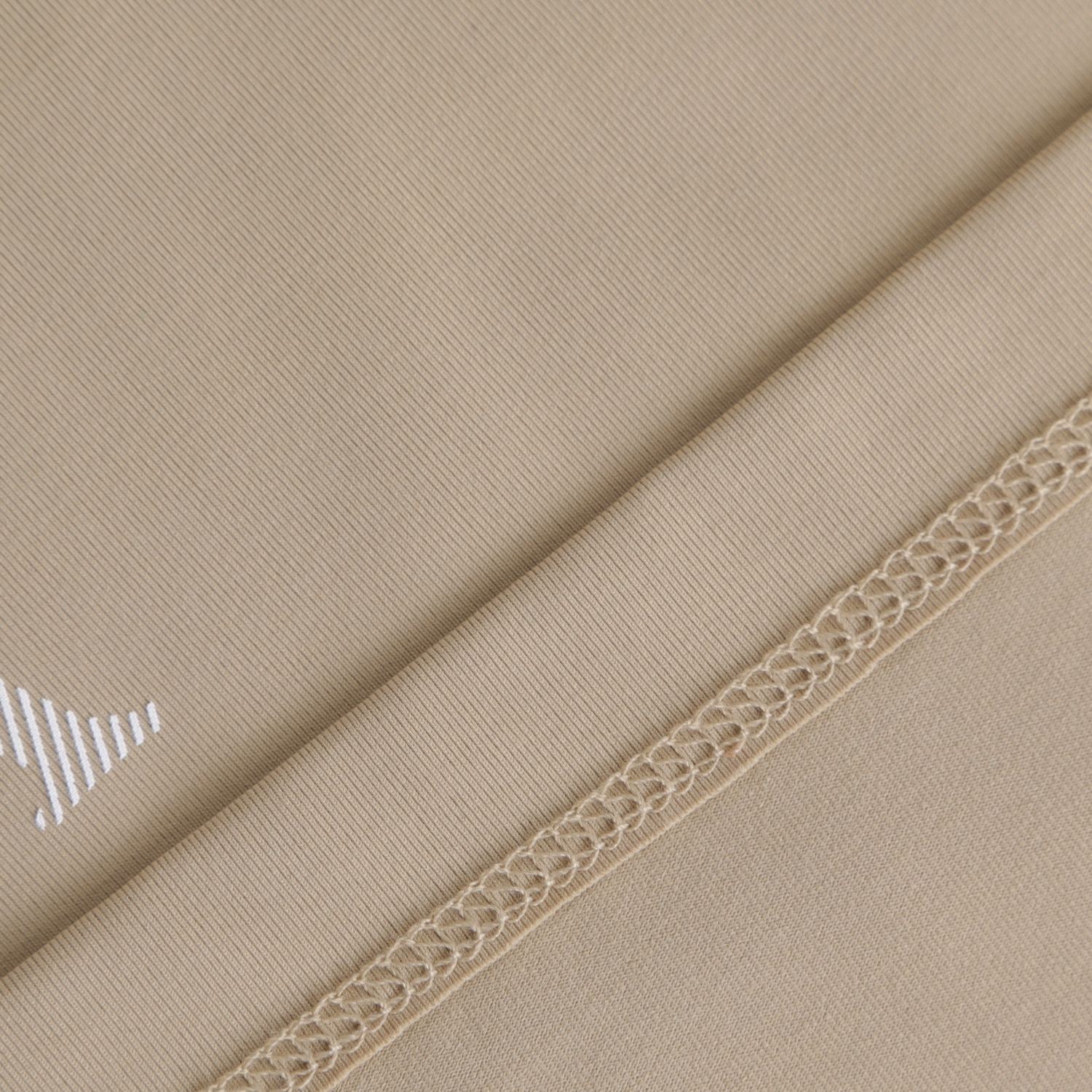 821C2TR089_BG_detail_06.jpg