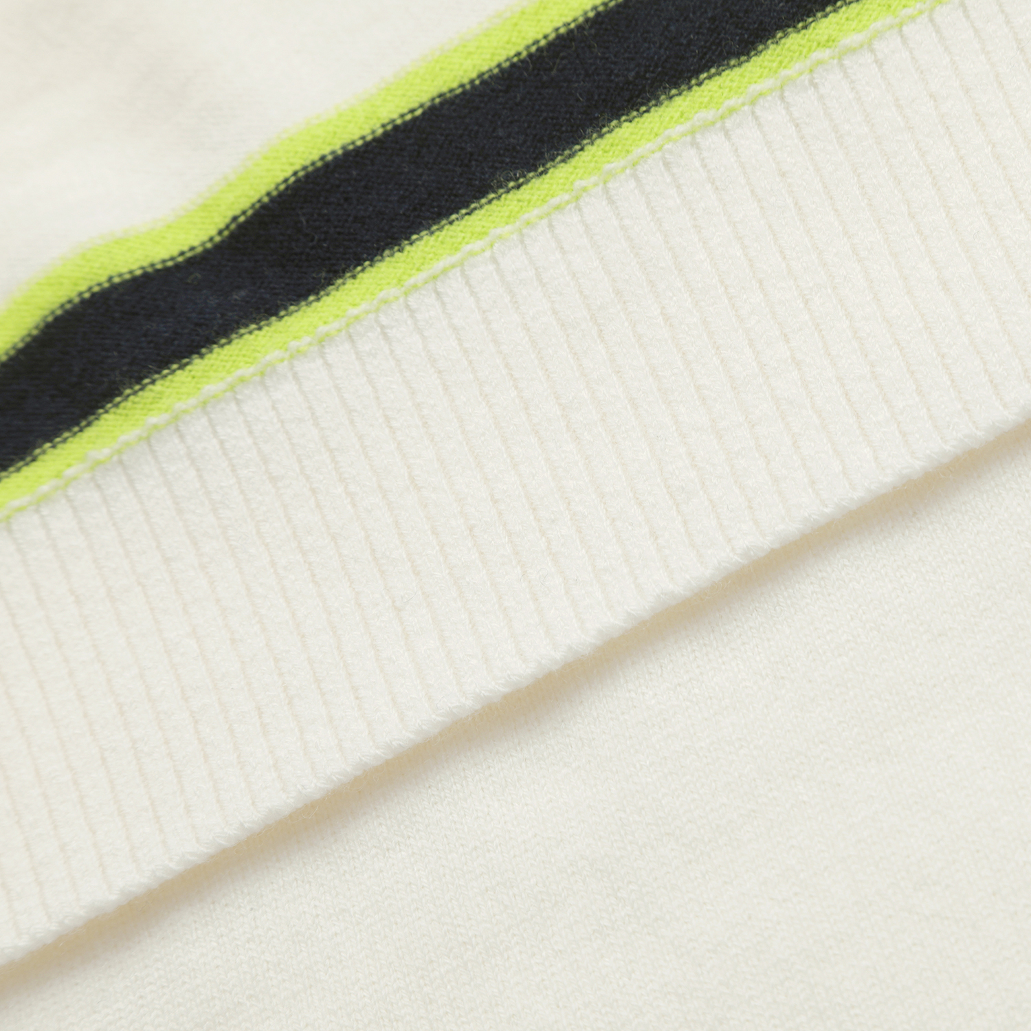 821C3SR159_WH_detail_06.jpg