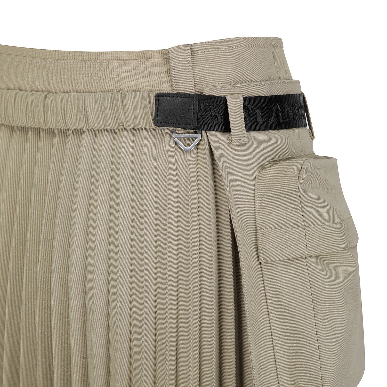821E1PC104_BG_detail_04.jpg