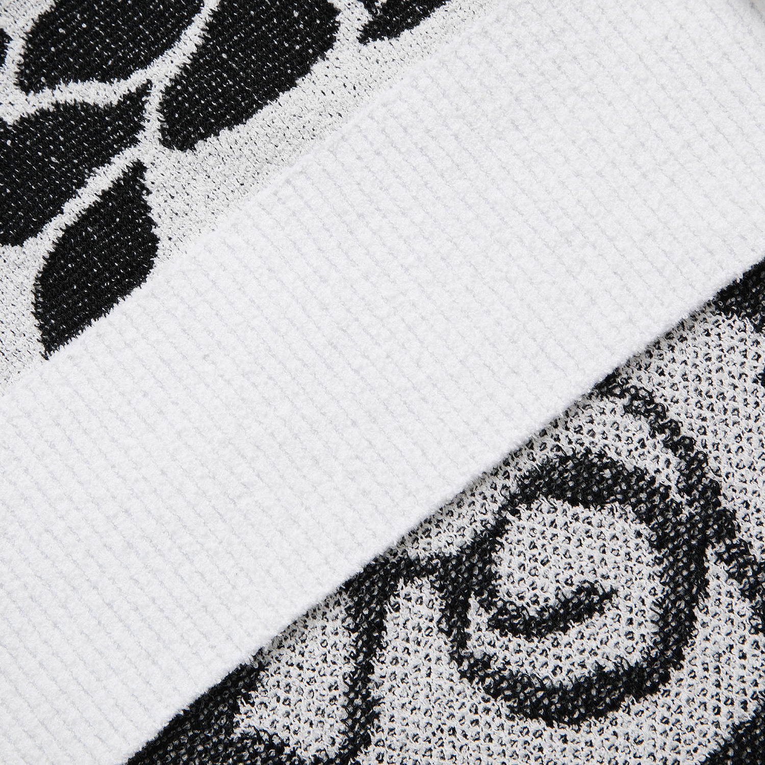 821E1SR103_WH_detail_06.jpg