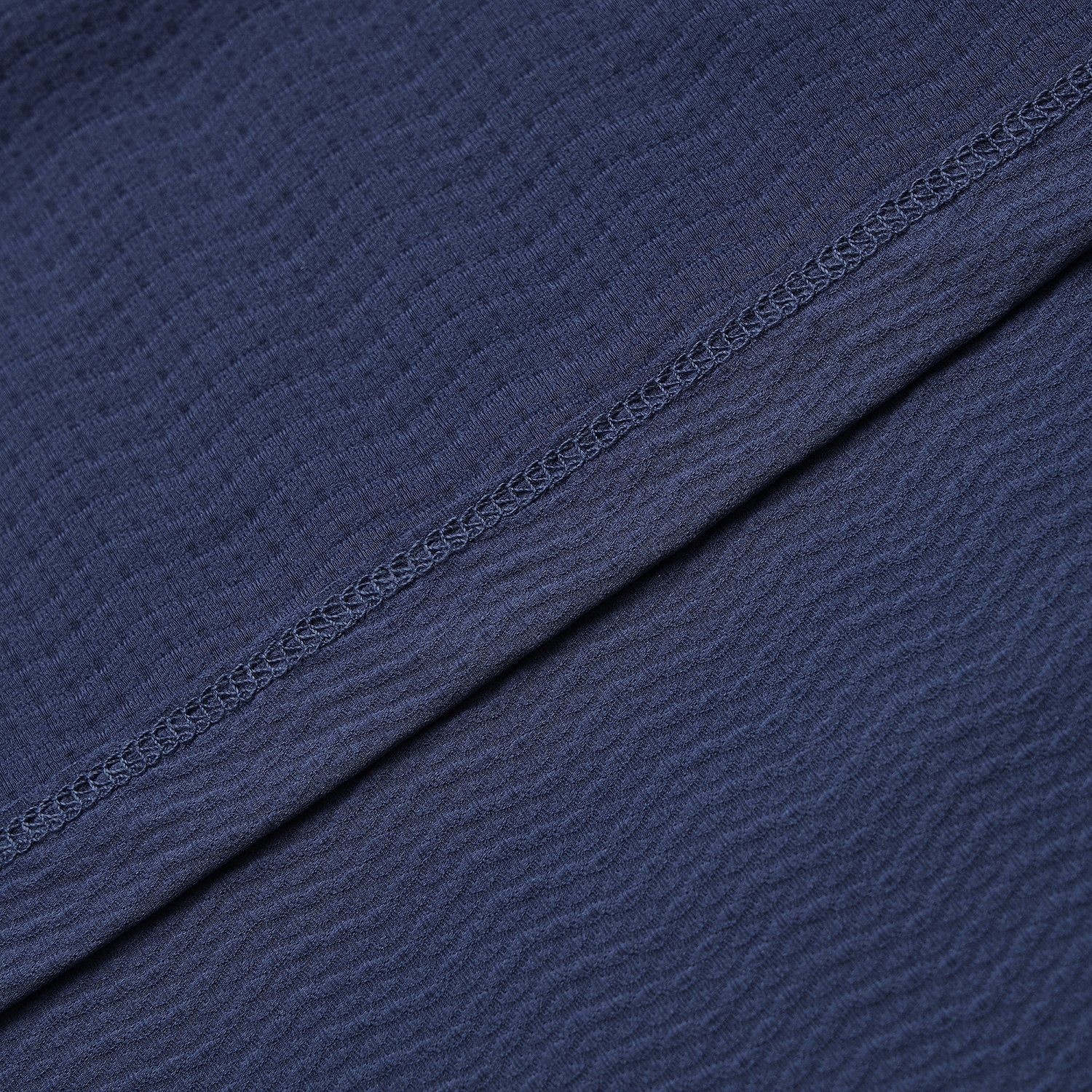 821E2TI302_NA_detail_08.jpg