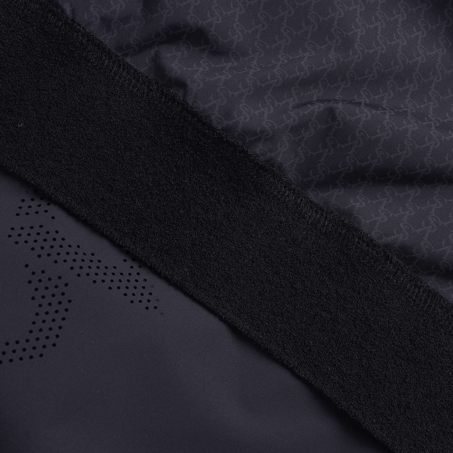 821E2TR208_BK_detail_05.jpg