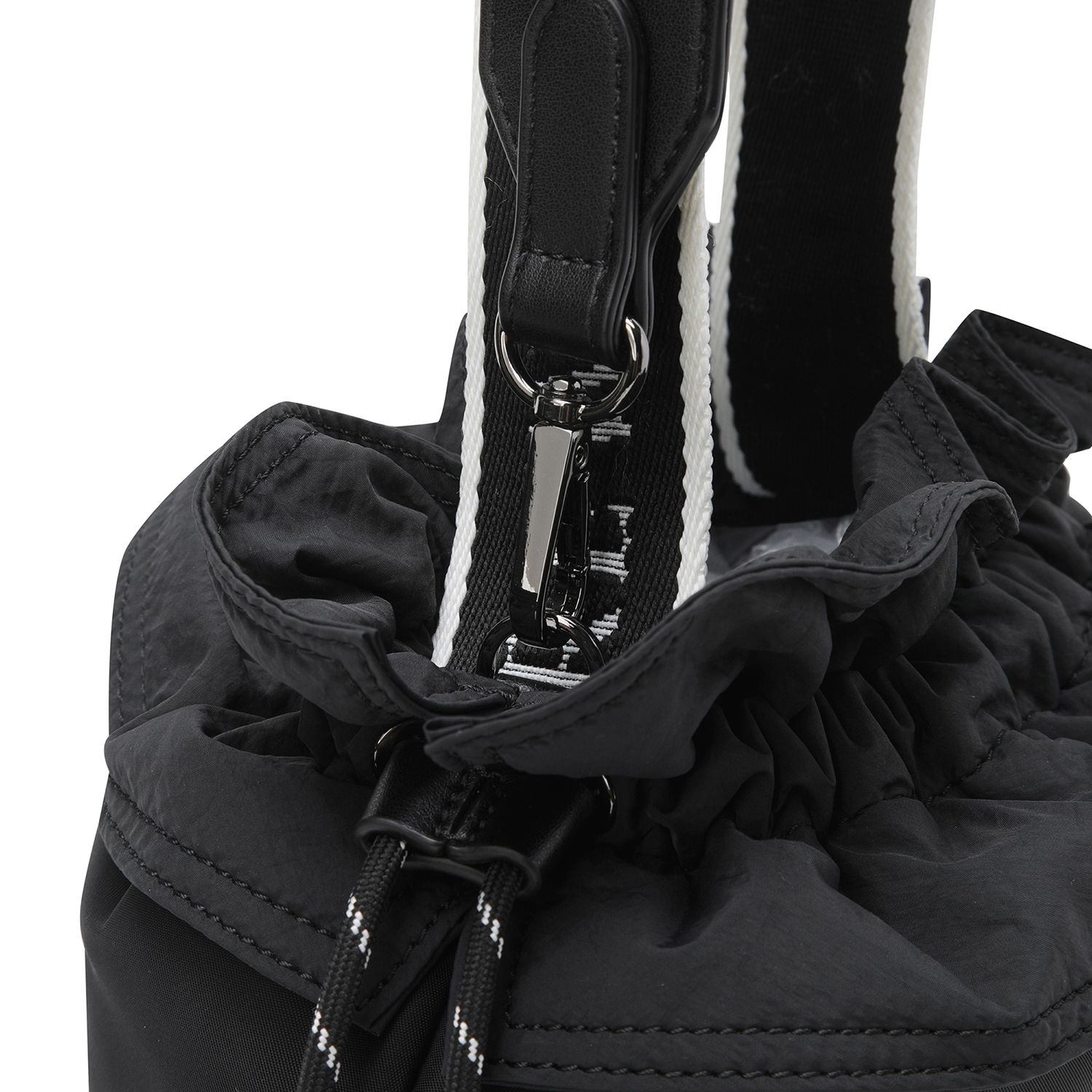 821E3BG158_BK_detail_06.jpg