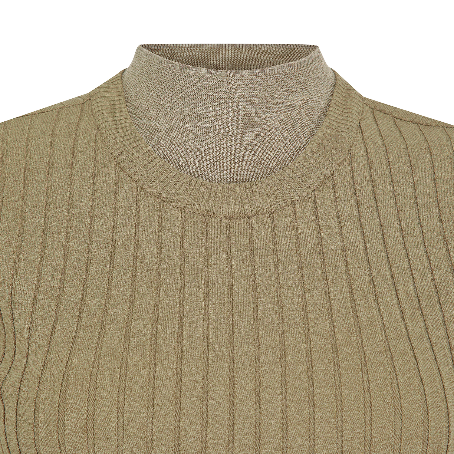 821E3SR102_BG_detail_03.jpg