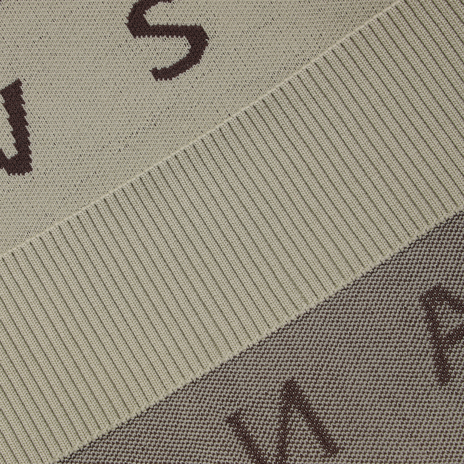 821E3SWA32_BG_detail_07.jpg