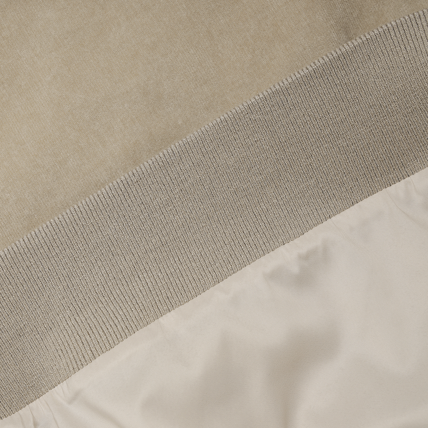 821E3TF114_BG_detail_05.jpg