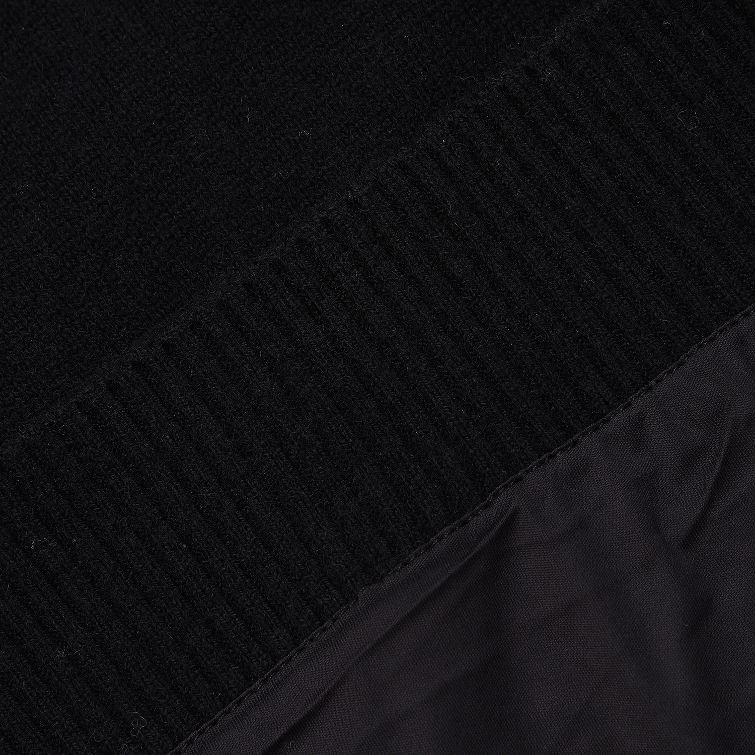 821E4SR001_BK_detail_06.jpg