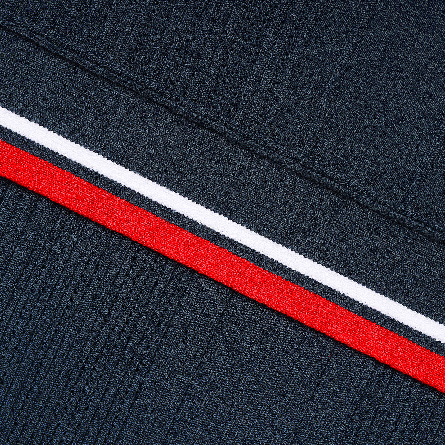 821F1SV102_NA_detail_06.jpg