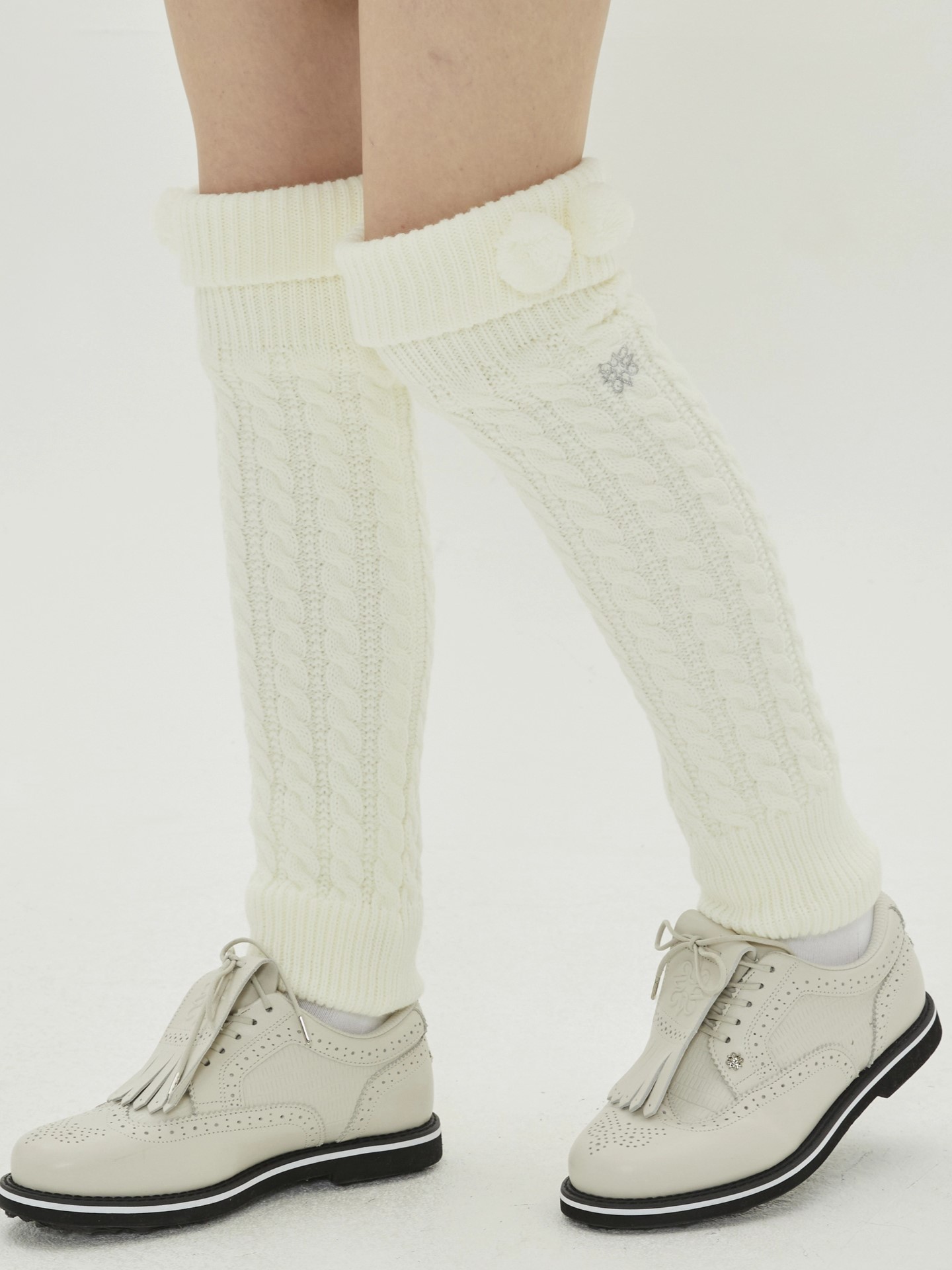 831C4ACA33_WH_detail_00.jpg